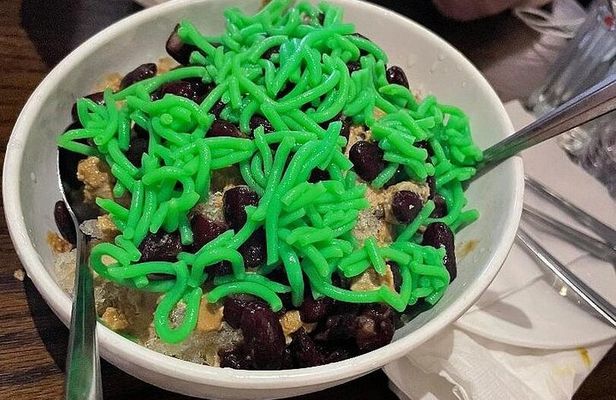 Southeast Asian and Chinese Food Tour in NYC