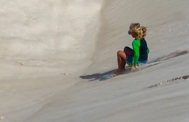 Small group 4WD Pinnacles Desert & Sand Boarding Adventure