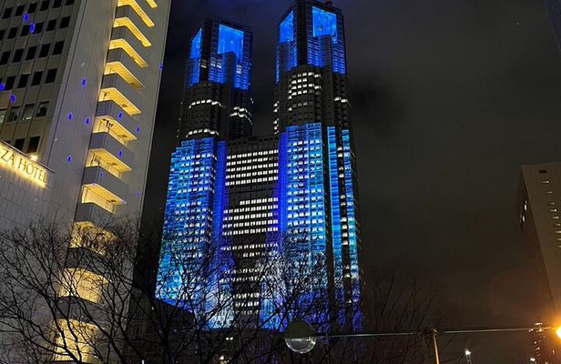 Tokyo Night Walking Tour at Shibuya and Shinjuku Hidden Alleys