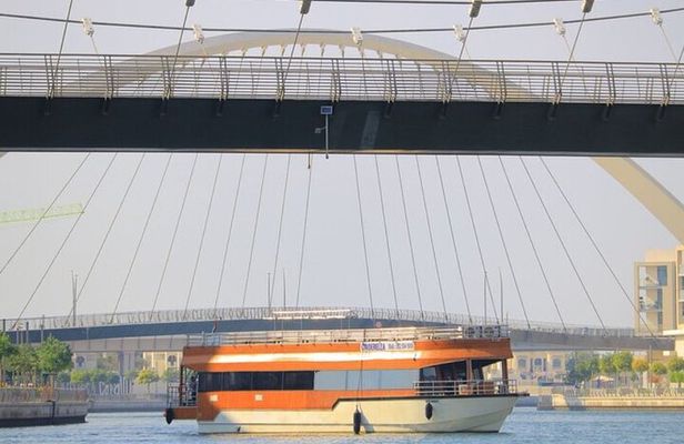 Burj Khalifa VIP Dinner Cruise wIth live entertainment