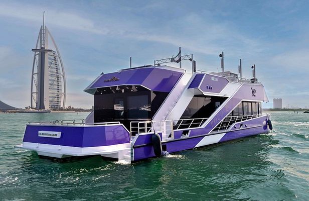 Private: VIP Yacht Rental In Dubai | 75PAX With BBQ & Drinks