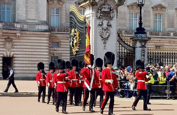 Private Premium London Full Day Tour in Black Taxi