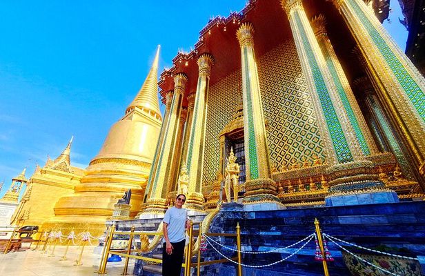 Bangkok City And Temples Tour with Grand Palace Entry