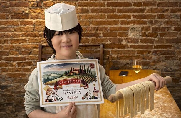 Florence: Pasta Cooking Class for Families & Wine and Soft Drinks