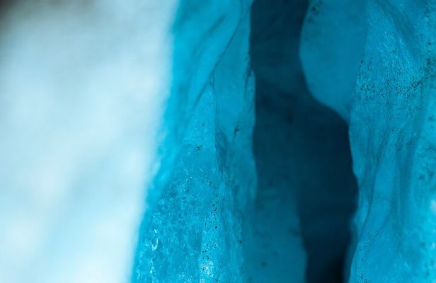 SÓLHEIMAJÖKULL : Blue Ice Expedition