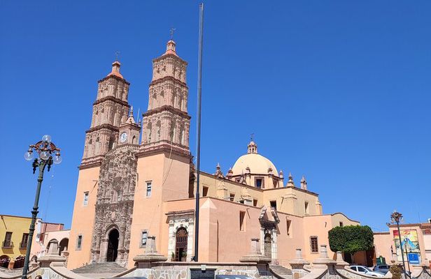Private Tour to Atotonilco and Dolores Hidalgo from San Miguel