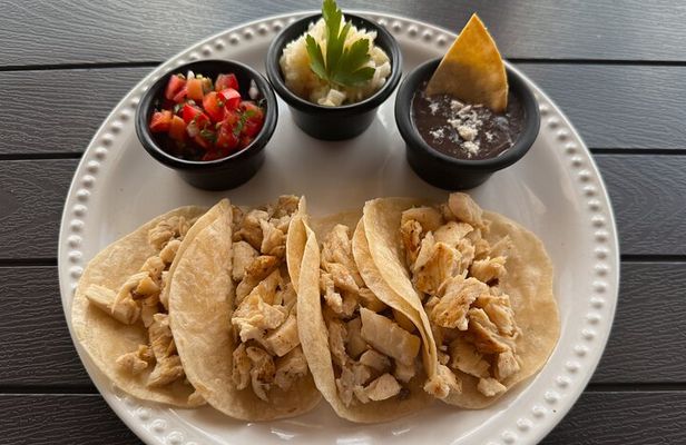 Private Customizable Shore Snorkel and Beach Lunch in Cozumel