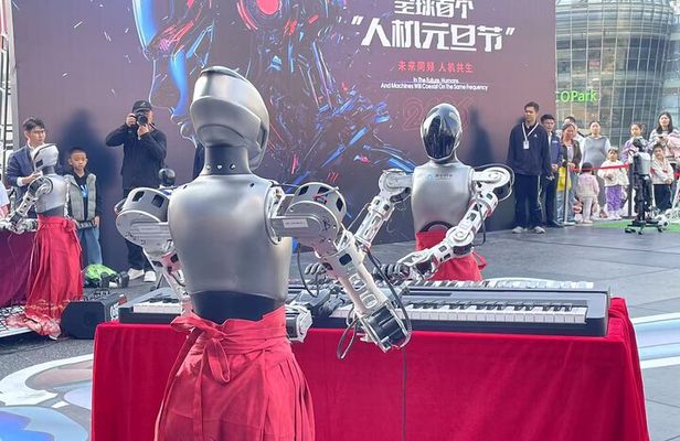 Shenzhen Tech Robot Store Drone Food Delivery and Driverless taxi