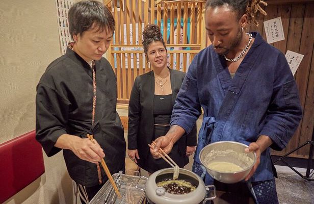 Authentic Sushi or Tempura Cooking Class in Osaka with Michiharu