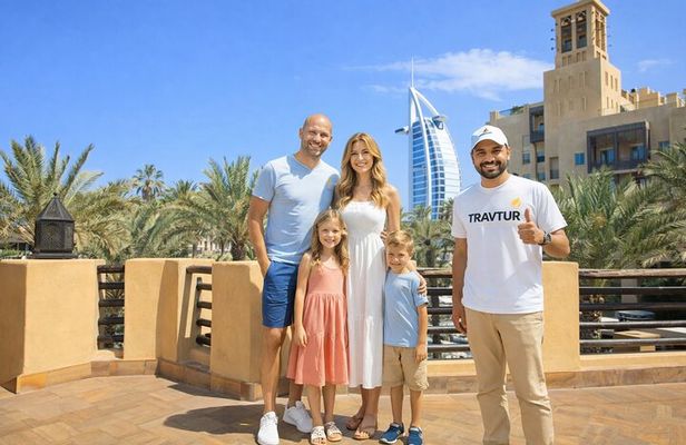 Dubai Semi Private Sightseeing Tour With Burj Khalifa Ticket