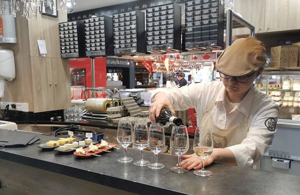 Halles de Lyon Paul Bocuse Tasting and Lunch Food Tour