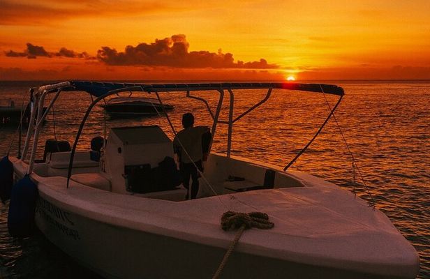 Private Sunset Tour of Isla Mujeres All Inclusive