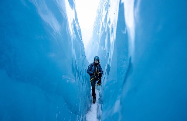 Skaftafell: Blue Ice Maze Glacier Hike on Vatnajökull