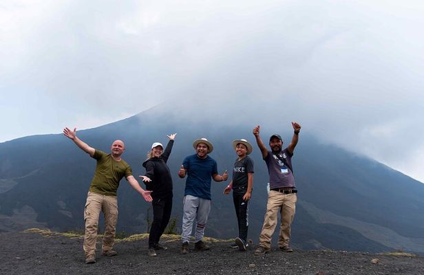 Pacaya Volcano Hiking and Picnic From Antigua Guatemala