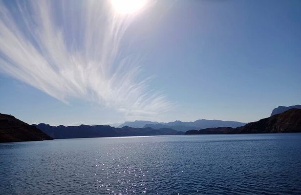 Full-Day Dhow Cruise in Khasab Musandam