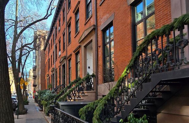 New York City Downtown Manhattan Private Walking Tour