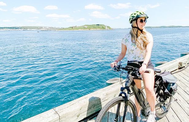 Best of Halifax 3 Hr Ebike Tour with Tour Guide
