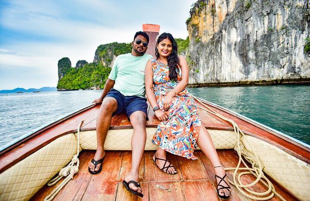 Hong Island Sunrise Early Bird Day Tour from Krabi with Lunch