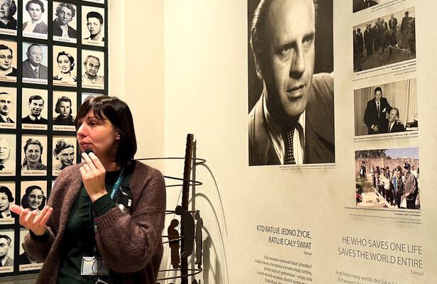 Schindler's Factory and Jewish Ghetto Walking Tour in Kraków