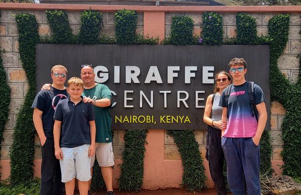 Private safari in Nairobi with elephants and giraffe centre