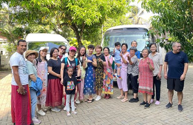 Sri Lanka Private Custom Tour with Driver | Sri Lankan Vibe Tours