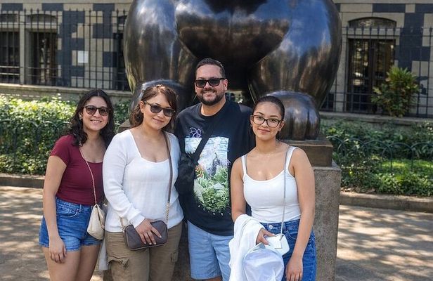 Medellin Walking Tour: Explore Top Sights & Hidden Gems