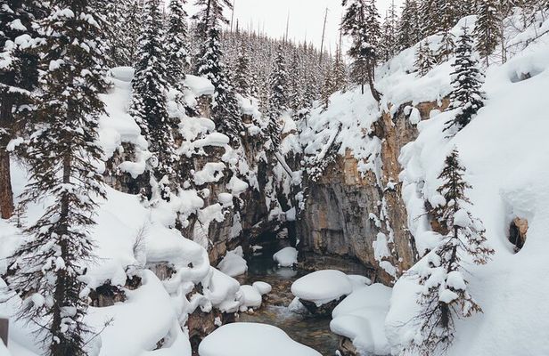 Johnston and Marble Canyon Winter Tour