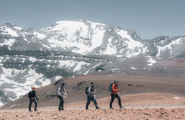 Cerro El Pintor Winter Climb 7 Hour Mountain Adventure