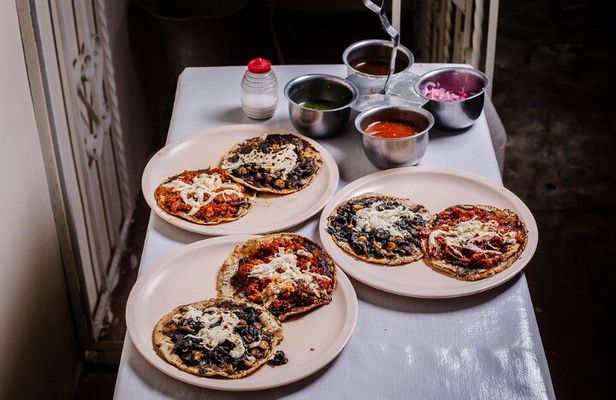 Oaxaca Eats Food Tour with 15+ Tastings