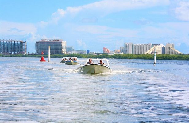 Cancun Speedboat and Snorkel Tour with Thrilling Lagoon Adventure