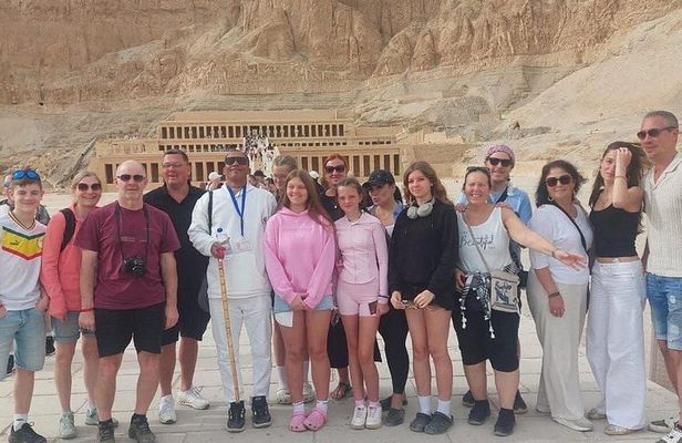 Luxor Private Full-Day Tour: East and West Bank Highlights