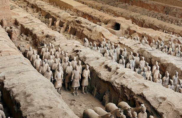 Zhengzhou Private Trip to Xi'an Terracotta Warriors & City Wall by Bullet Train