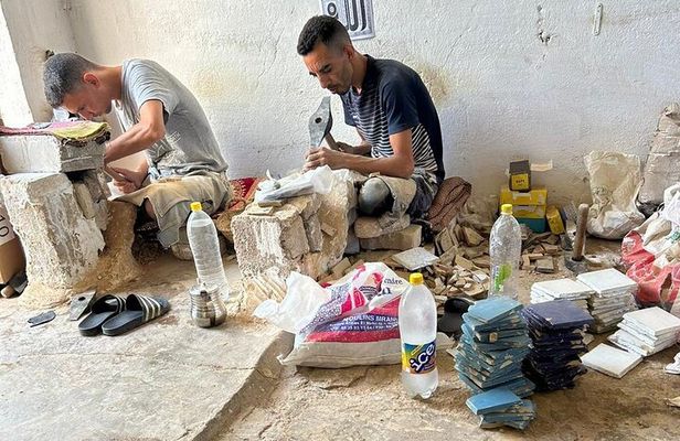 VIP Fes Medina Work Shop Tour with Official Guide