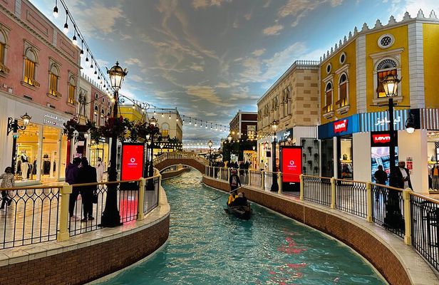 Doha City Sightseeing and Villagio Mall with Free Gondola Ride