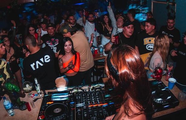 Cartagena: One night in Rooftops and Clubs VIP