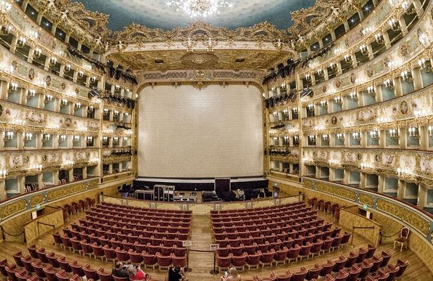 Guided tour of the Colón Theatre in Buenos Aires