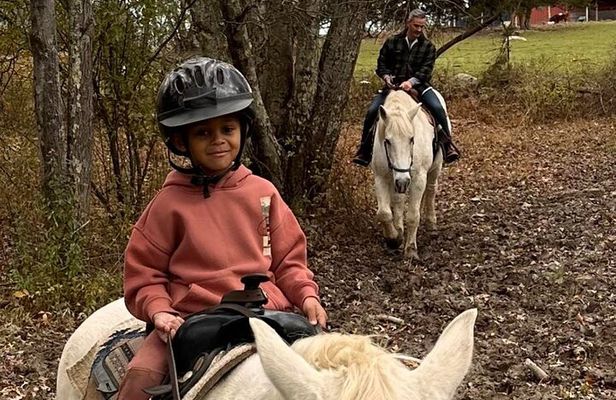 45 Minute Scenic Horseback Trail Ride