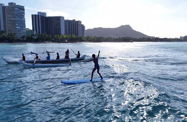 Surf Lessons For Beginners in Waikiki