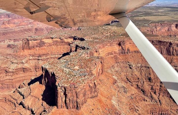 Private Canyonlands and Arches National Parks Combo Air Tour