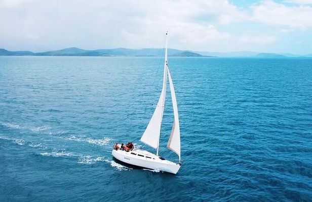 Sunset Sail Cruise Airlie Beach