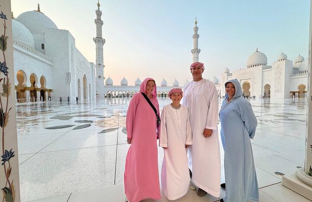 Abu Dhabi Private Full Day City Tour from Dubai With Grand Mosque