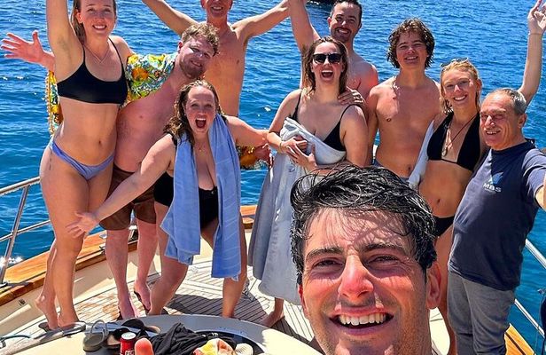 Boat Tour Experience in Capri for Under 35