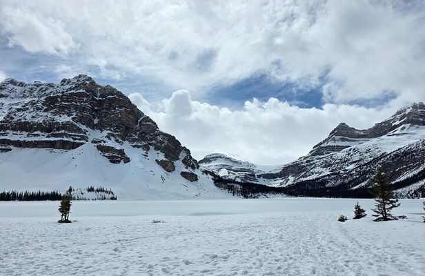 Private VIP Tour with Columbia Icefield Skywalk & Glacier Walk