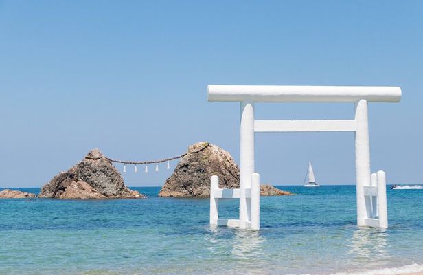 Private Shore Excursion Fukuoka : Itoshima Palm Beach Restaurant 