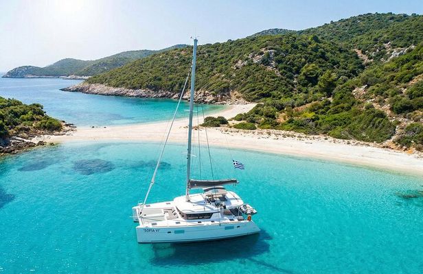 Luxury Catamaran Morning Semi-Private & Greek Gastronomy Athens