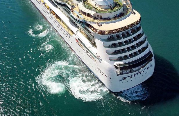 Private North Bali Tour from Celukan Bawang Port – Customizable