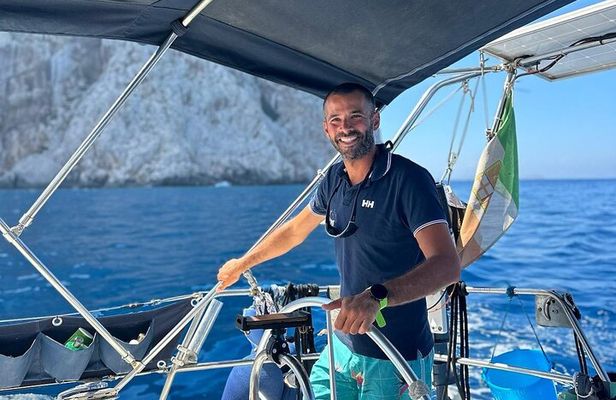 Half Day Sailing in Alghero with 15m Aperitif Boat