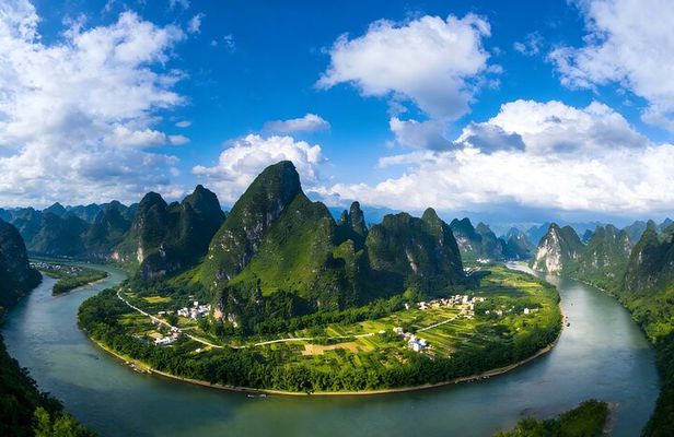 2-Day Private Tour: Guilin City Highlights and Li River Cruise to Yangshuo