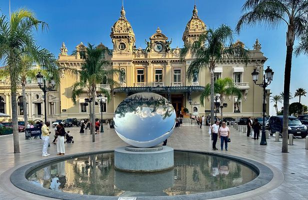 From Nice/Eze/Monaco: Private tour on luxuary electric car