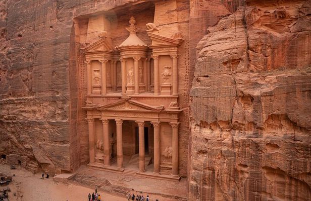 The Heart of Jordan Tour 9 Days of Culture and Adventure